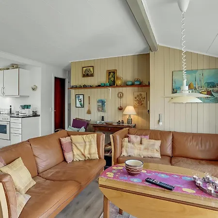 3 Bedroom Lovely In 펜션 *