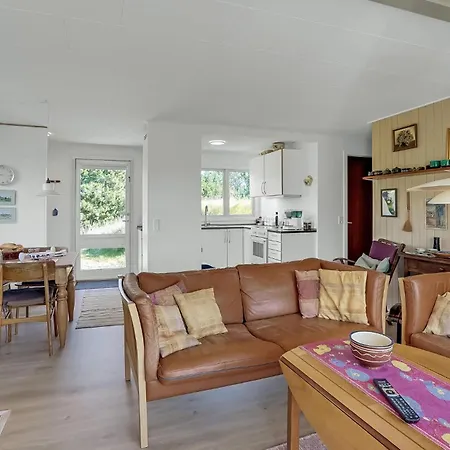 3 Bedroom Lovely In *